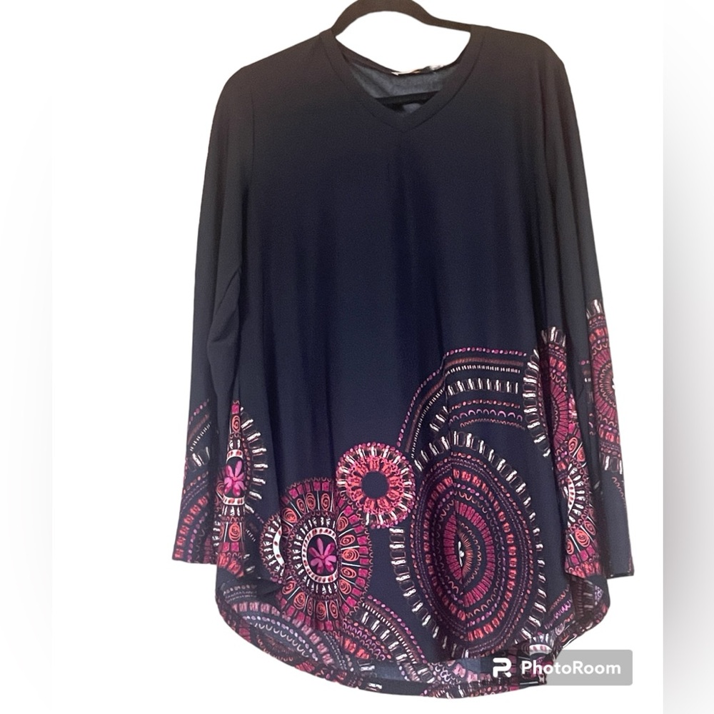 Women’s plus size tunic